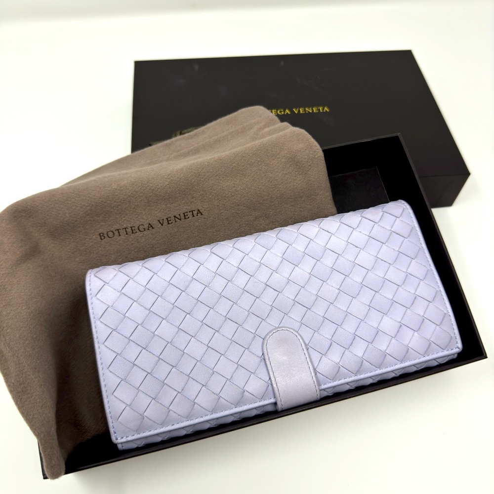 Authentic Bottega Veneta Wallet